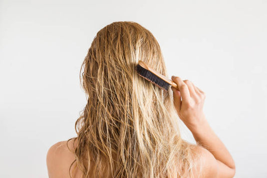 A Complete Guide to Cleaning Your Hair Brush