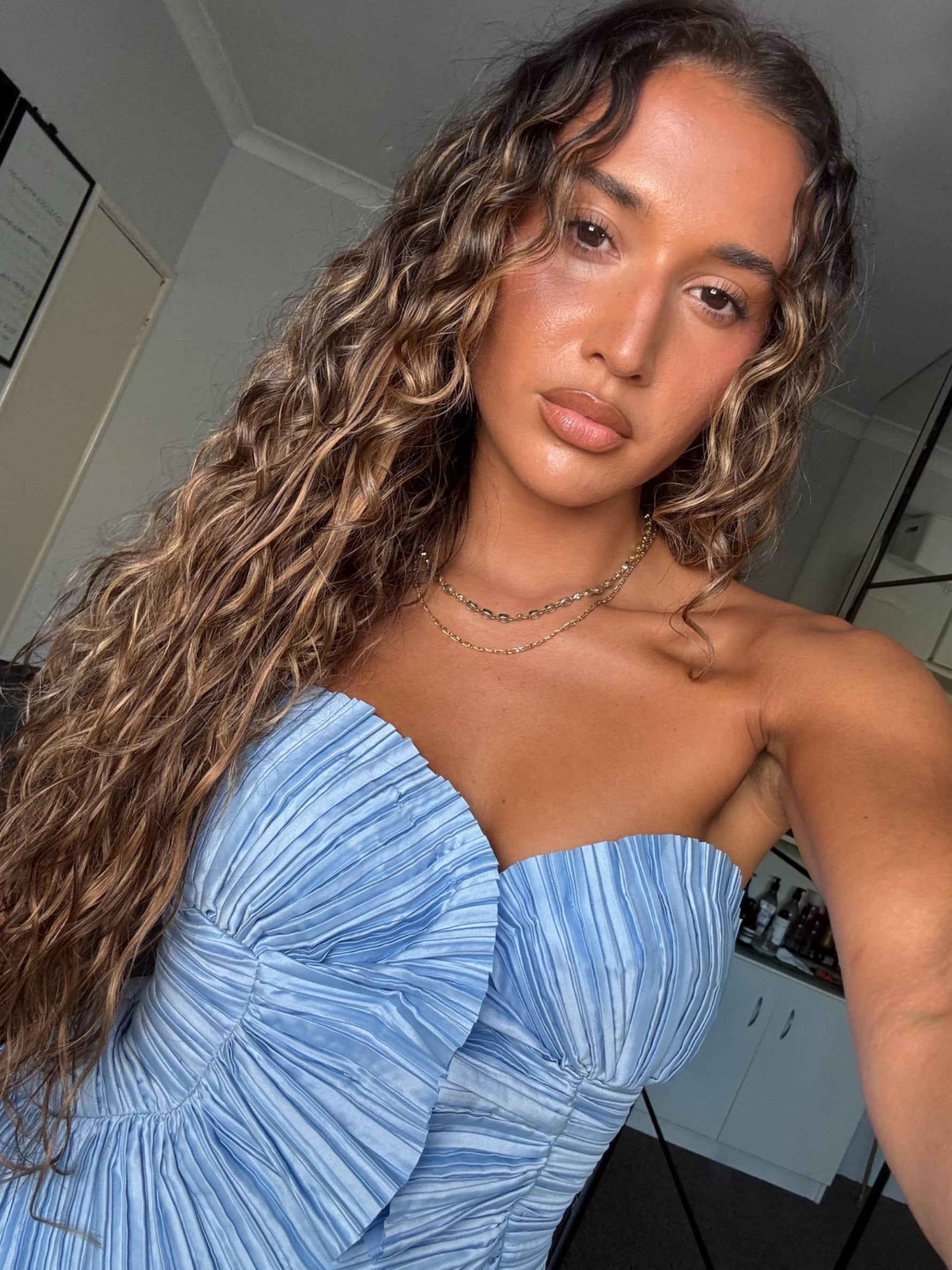 Dark Brown & Dirty Blonde Mix #DU | Muse DIY Tape-In Extensions – Muse DIY Tape-In Extensions (100% Remy Human Hair)